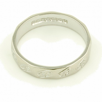 18ct white gold 3.2g Wedding Ring size K